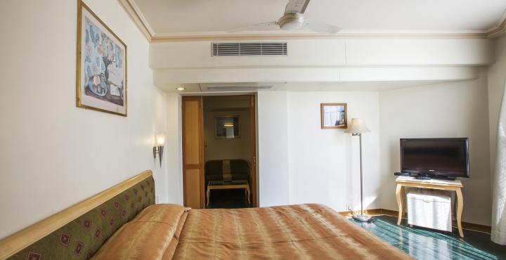 Comfort Inn President Near Ahmedabad Junction Station Kültér fotó