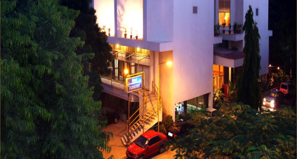 Comfort Inn President Near Ahmedabad Junction Station Kültér fotó